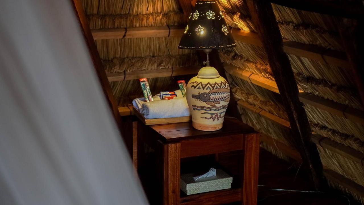 Costa Beach Resort & Club Waingapu 外观 照片
