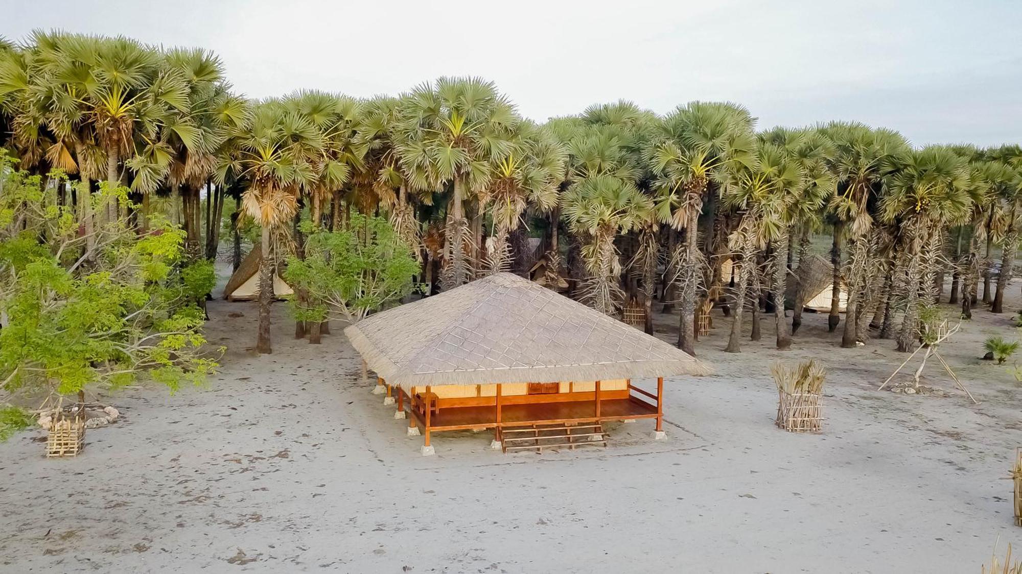 Costa Beach Resort & Club Waingapu 外观 照片