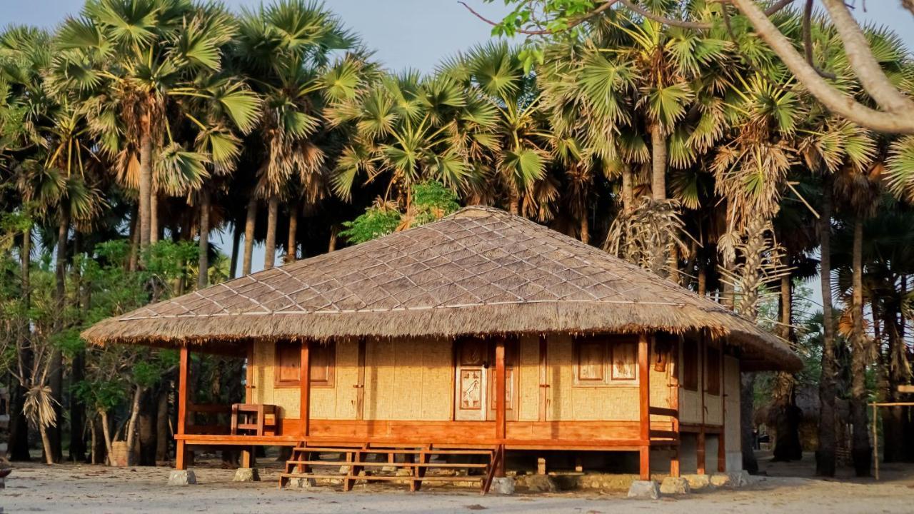 Costa Beach Resort & Club Waingapu 外观 照片